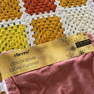 Decorative table runner